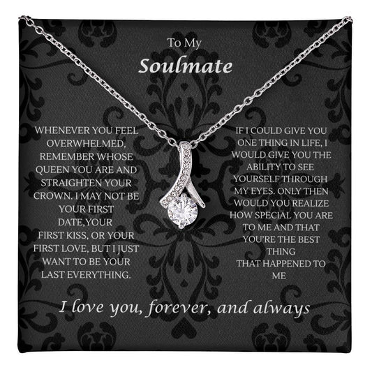 Alluring Beauty Necklace
